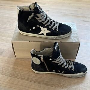 Golden Goose Women’s Francy Classic Suede Sneaker ⭐️